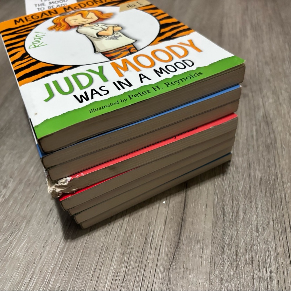Judy Moody Book Set - Picture 3 of 10